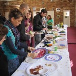 Raw food lunch table